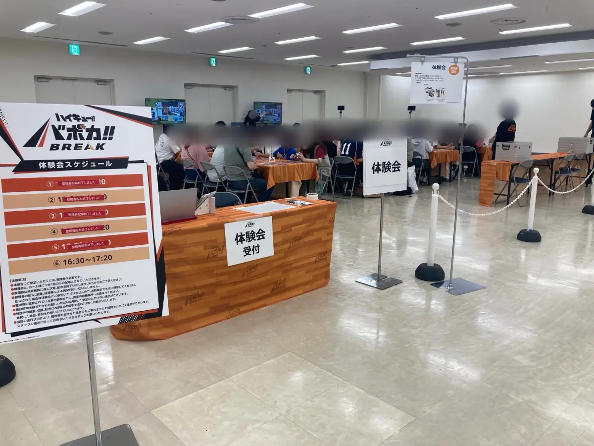 わからないところがあったら、その場ですぐに教えてくれるから初心者でも安心！