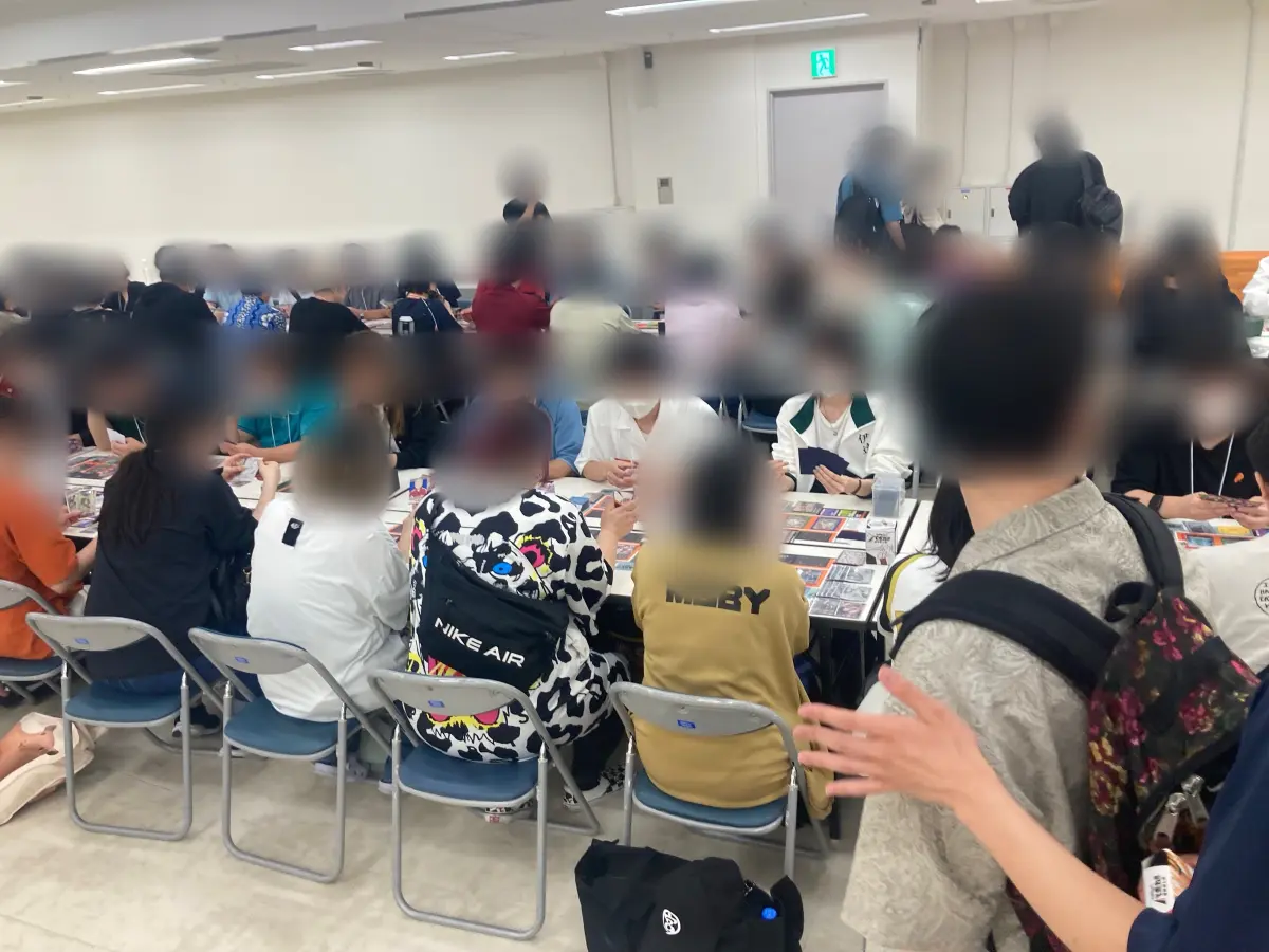 好きなキャラとおそろいのユニフォームやジャージを着て試合へ挑む、気合の入った方も！