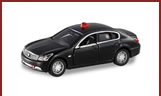 日産 スカイライン 警護車