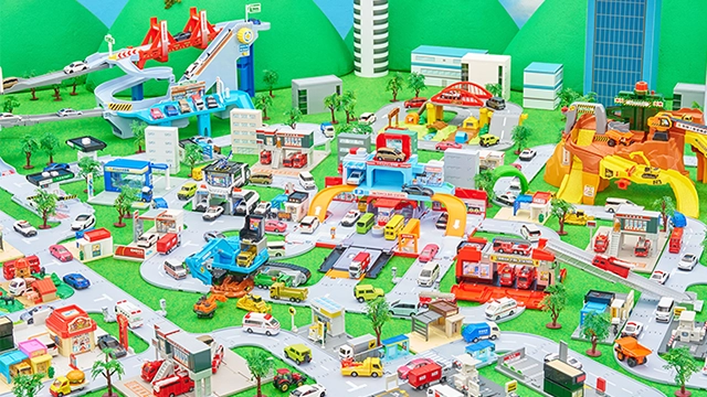 トミカビークルタウン ビッグに変形 ２階だてバスロータリー（トミカ付き）