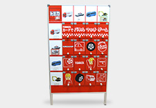 トミカ カードでパネルマッチゲーム